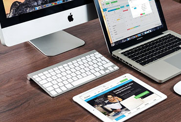 apple-laptop-notebook apple-laptop-notebook